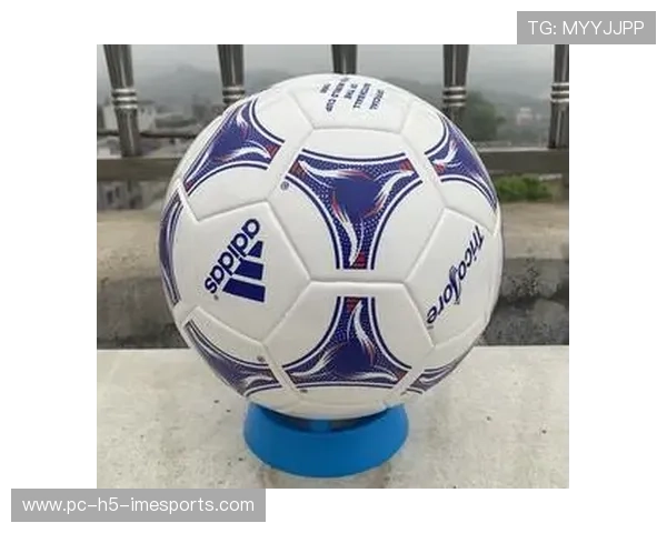 足球星球卡与篮球卡价格对比 哪个更具收藏价值和市场潜力